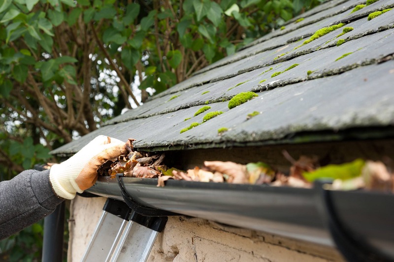 Gutter cleaning in Wigan